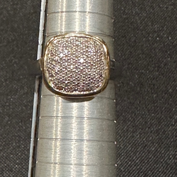 New 18k & Silver Diamond Ring - Picture 9 of 11